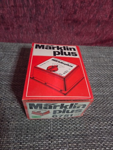 Märklin plus 6751 trafo - 6751,